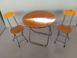 folding table